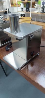 100kg/20分 作業効率 野菜を切断する機械