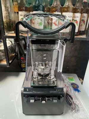 強力な電気スムージーマシン 防音カバーと商用制御